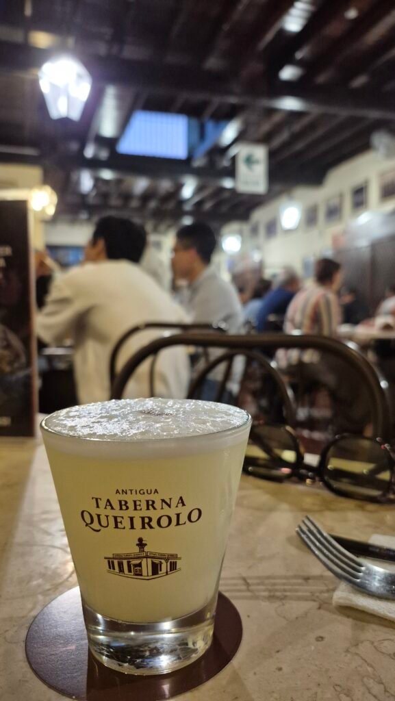 Pisco Sour at Antigua Taberna Santiago Queirolo